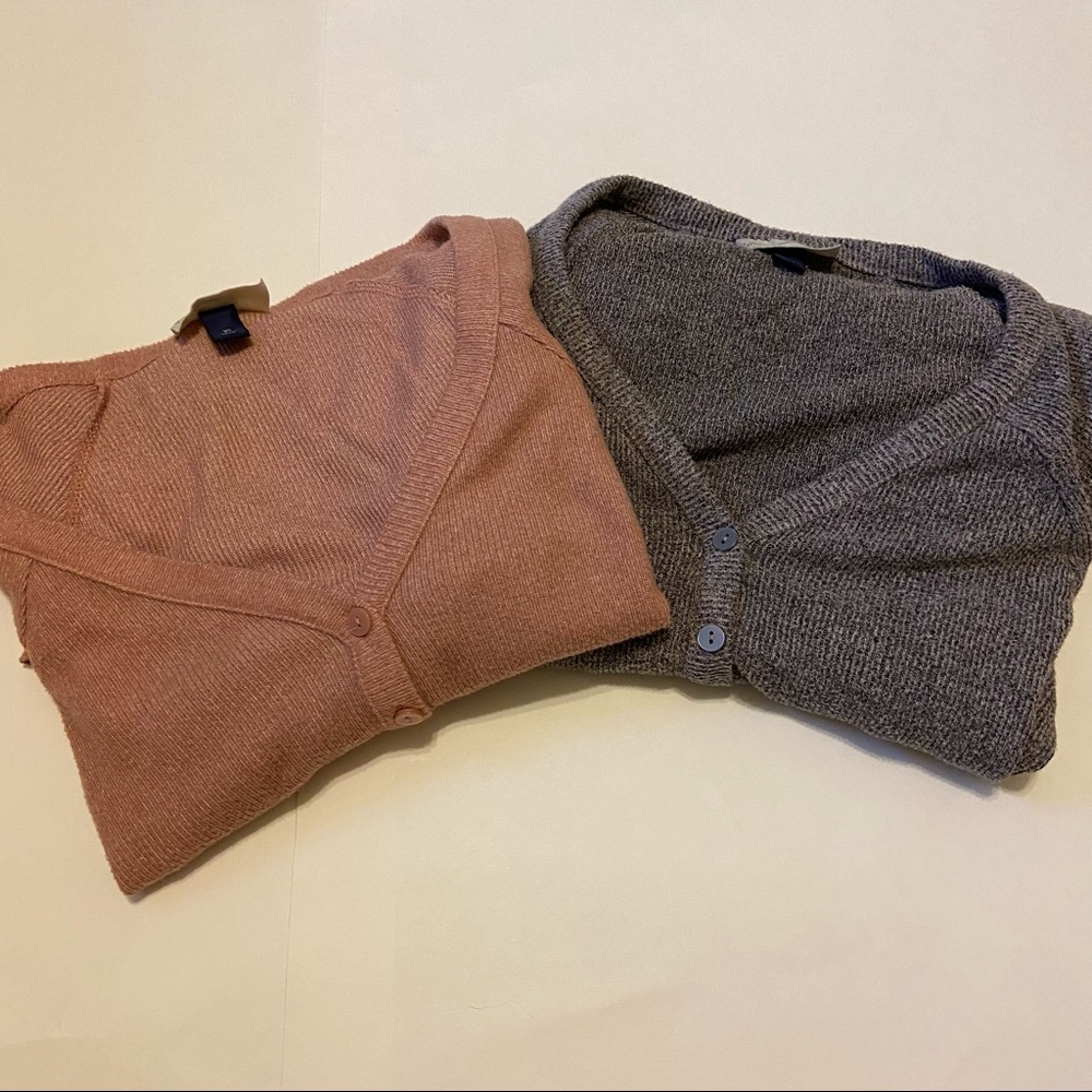Set of 2 Universal Thread Sweaters